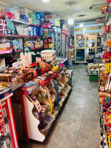 عکس سوپر مارکت باباطاهر