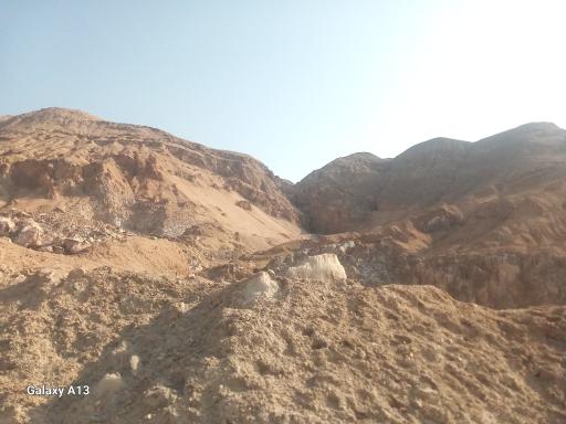 عکس تپه تاریخی واوان