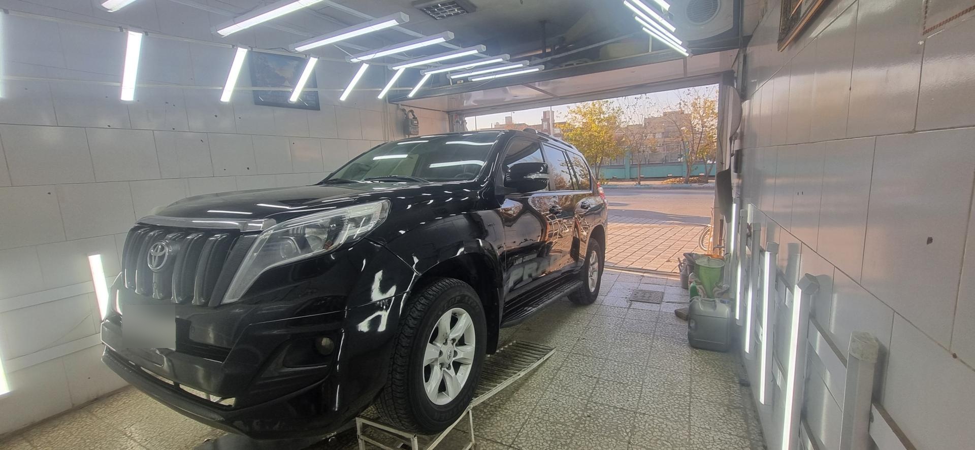 عکس کارشناسی و تشخیص رنگ میلاد