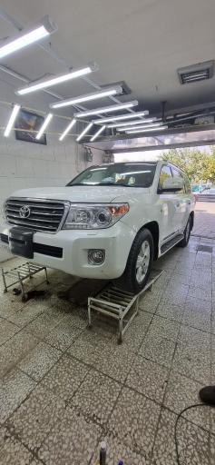 عکس کارشناسی و تشخیص رنگ میلاد