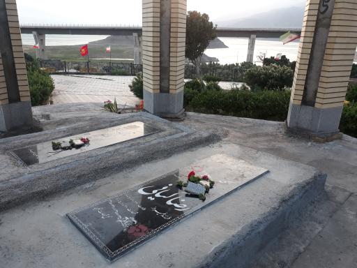 عکس مزار شهید گمنام منجیل