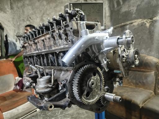 عکس تعمیرگاه کارازما