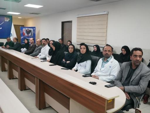 عکس سالن جلسات مرکز آموزشی درمانی و پژوهشی فاطمیه
