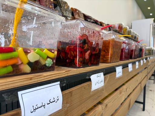 عکس لبنیات ناب