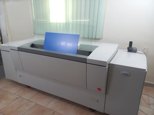 عکس لیتوگرافی نویس