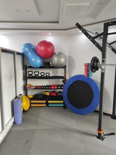 عکس کلینیک فیزیوتراپی فریال