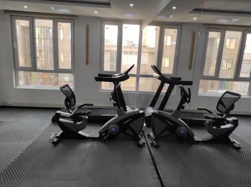 عکس کلینیک فیزیوتراپی فریال