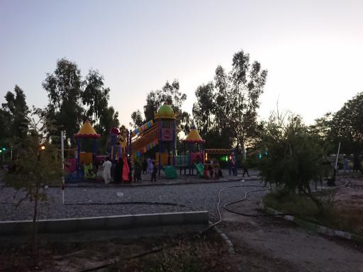 عکس زمین بازی بچه ها 