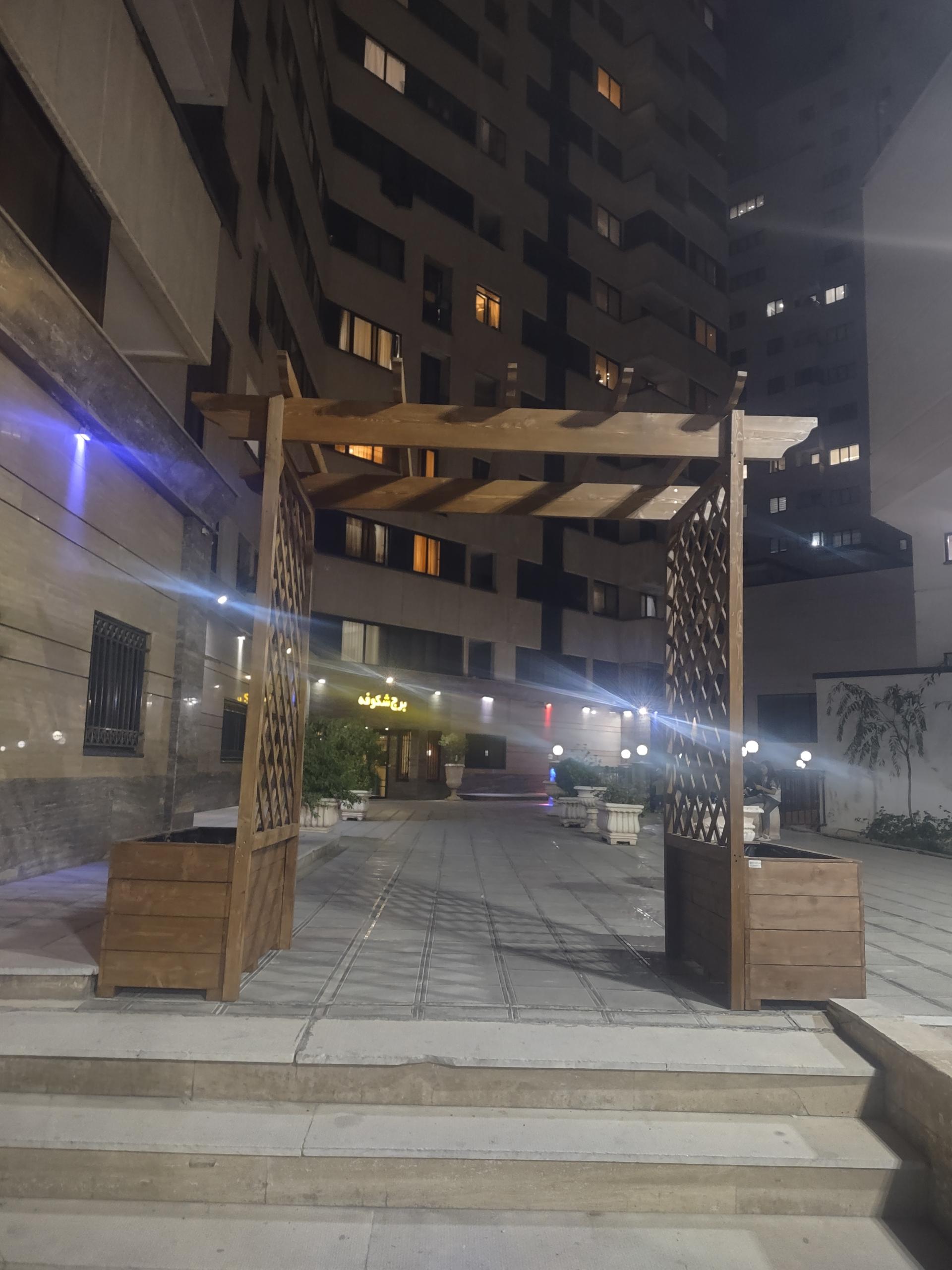 عکس برج شکوفه c1