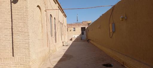 عکس خانه معلم زارچ