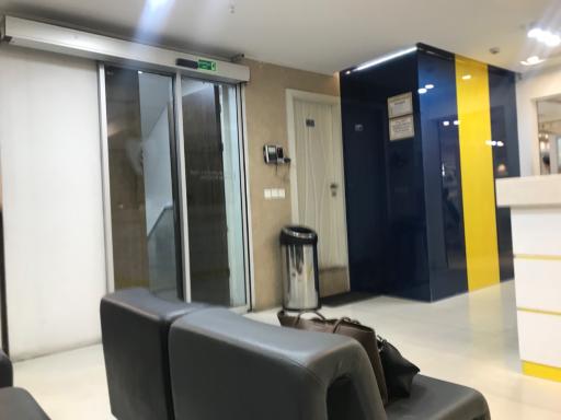 عکس کلینیک دندانپزشکی فروردین