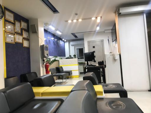 عکس کلینیک دندانپزشکی فروردین