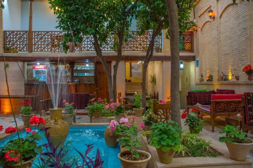 هتل سنتی تابش