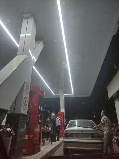 عکس جایگاه اختصاصی پمپ بنزین غدیر (در حال ساخت)