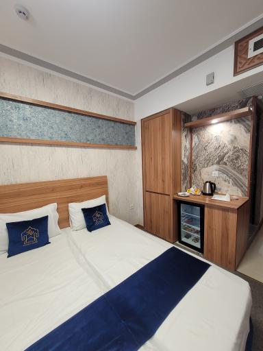 عکس هتل ضیافت نور