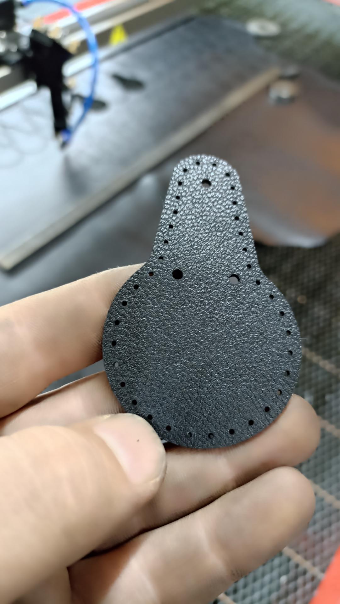 عکس خدمات لیزر چرم و تولیدی کیف فصل نو