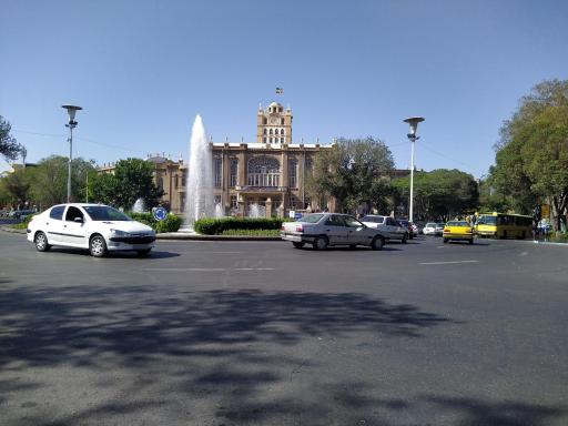 عکس ساختمان شهرداری تبریز 