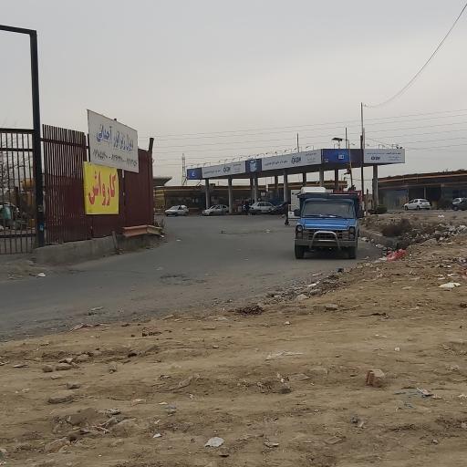 عکس پمپ بنزین 180 آزادگان