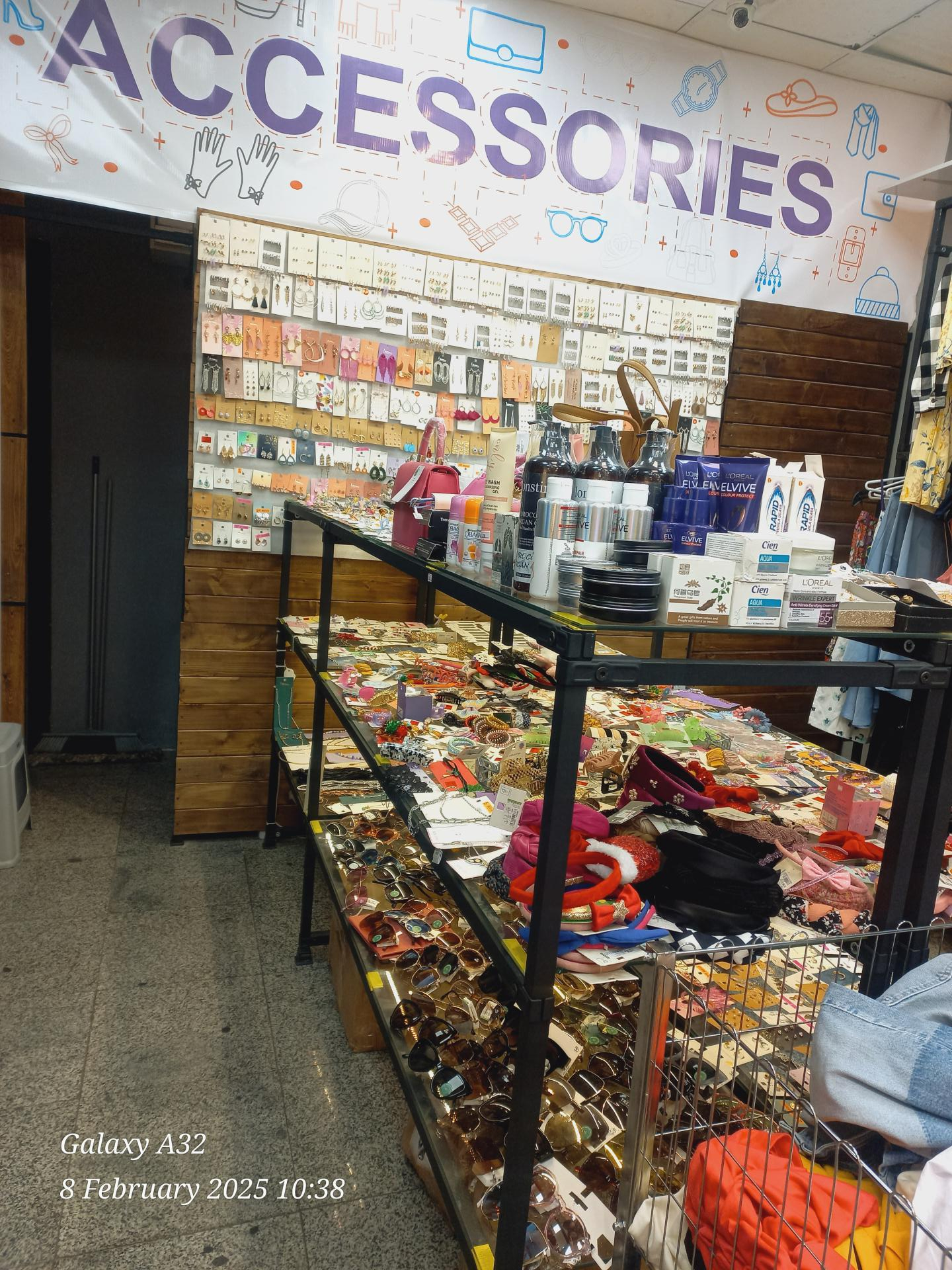 عکس فروشگاه لیدی لند