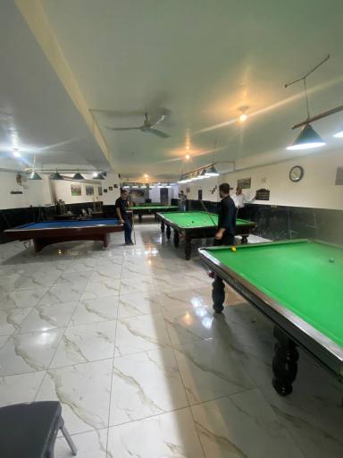 عکس باشگاه بیلیارد ۱۴۷