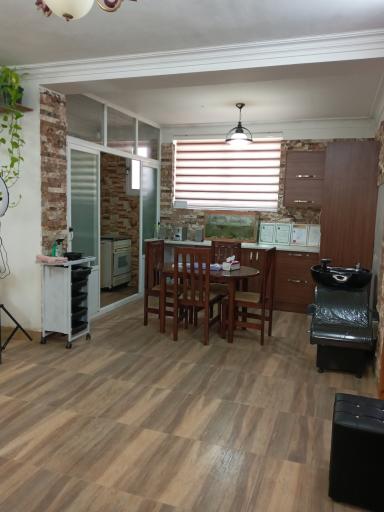 عکس سالن زیبایی آرزو علی نیا