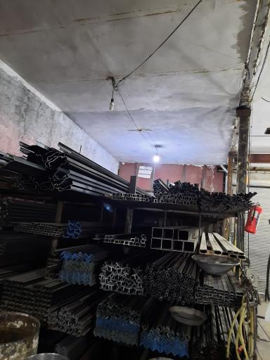 عکس آهن فروشی و خرید ضایعات علی خلیلی