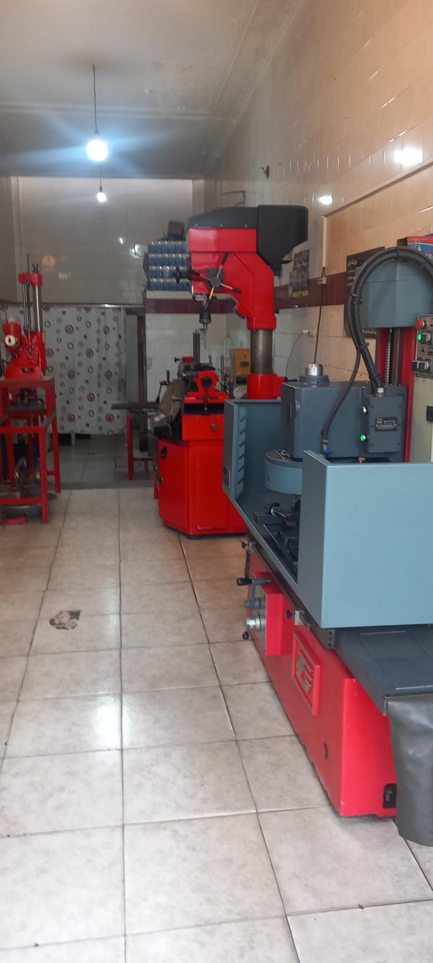 عکس تراشکاری سیلندر سرسیلندر تکنو صنعت 