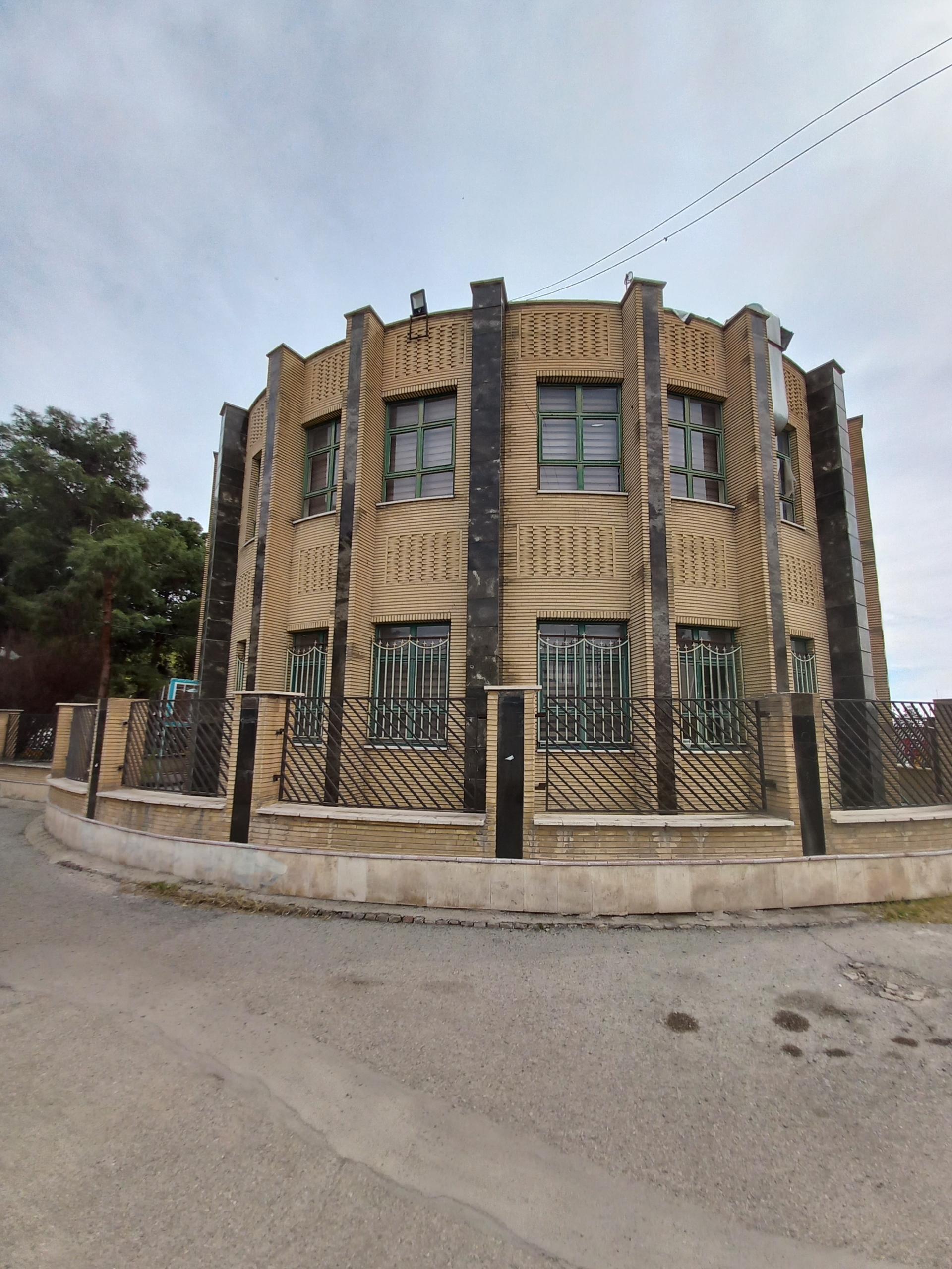 عکس کتابخانه امام خمینی(ره)