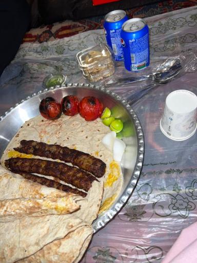 سفره خانه آب و آتش