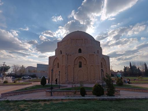 عکس گنبد جبلیه  موزه سنگ