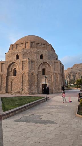 عکس گنبد جبلیه  موزه سنگ