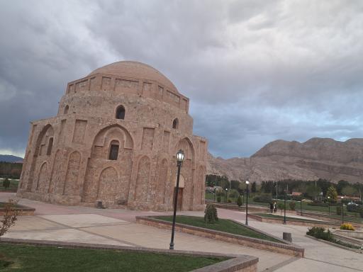 عکس گنبد جبلیه  موزه سنگ