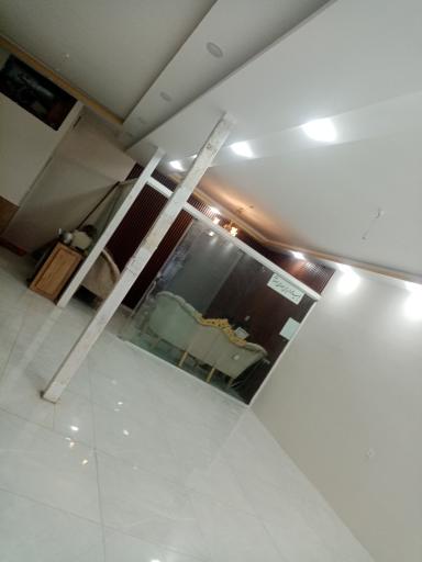 نمایشگاه اتومبیل ملکا 