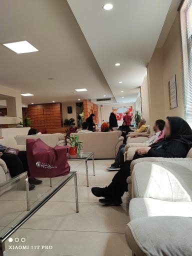 عکس بیمارستان چشم پزشکی نور البرز