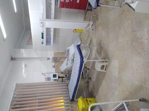 عکس درمانگاه و دندانپزشکی پارسیان