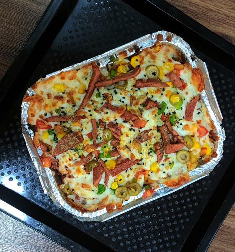 عکس پیتزا میتزا