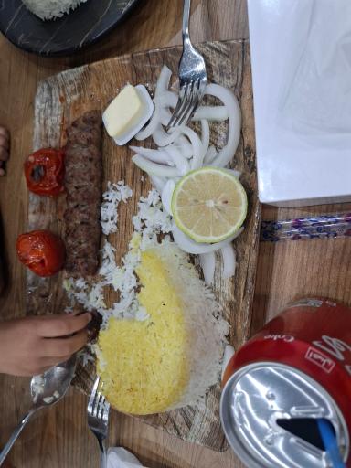 عکس رستوران و کافی شاپ هیراد