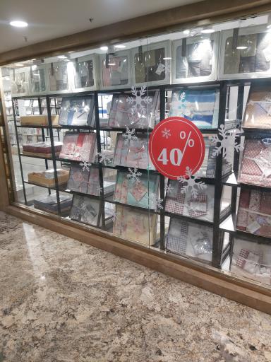 عکس مجتمع تجاری یوکی