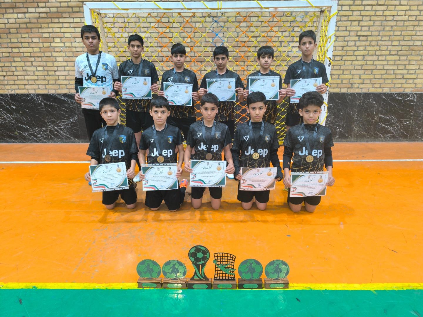 عکس باشگاه فوتسال آذرخش سپهر 