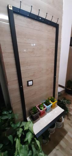 عکس دکوراسیون داخلی و مبلمان فلزی سرخ