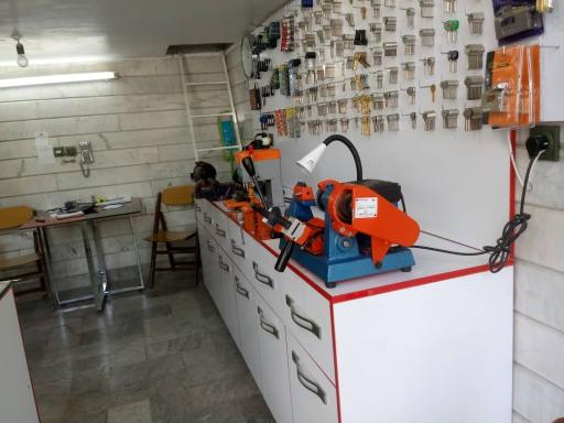 عکس کلیدسازی شبانه روزی رویال