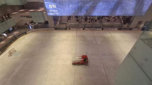 عکس پیست اسکی روی یخ ایران مال