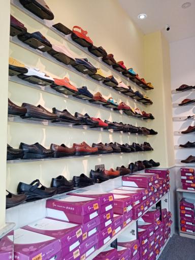 عکس کفش دکتر فام