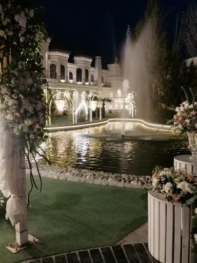 عکس باغ عمارت کبیر
