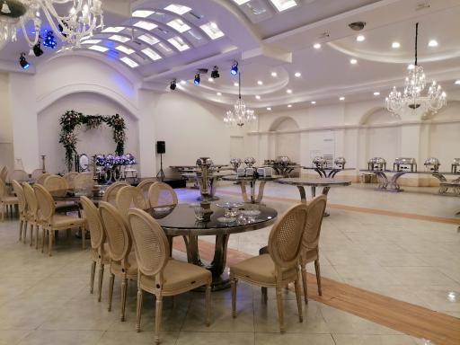 عکس باغ عمارت کبیر