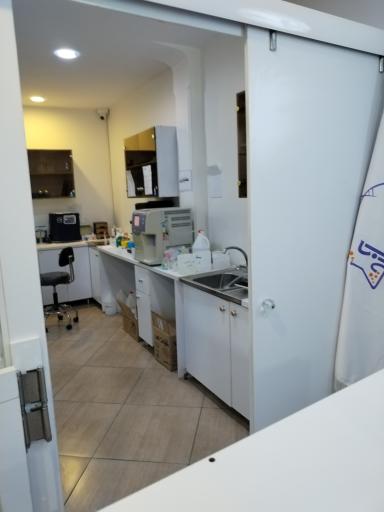 عکس آزمایشگاه تشخیص طبی زیست آزما