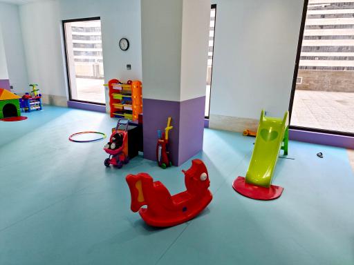 عکس مهدکودک آیه