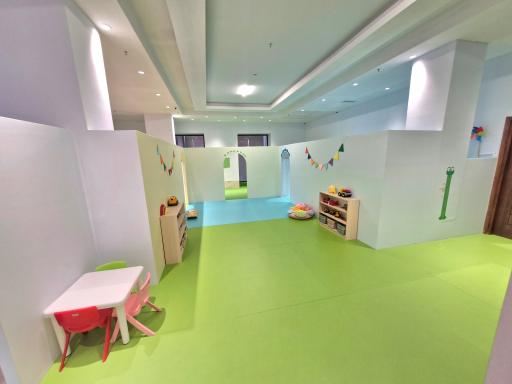 عکس مهدکودک آیه