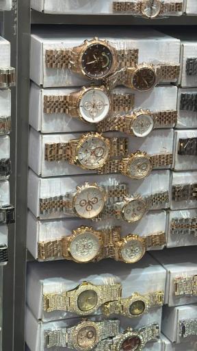 عکس ساعت فروشی میزان ساعت