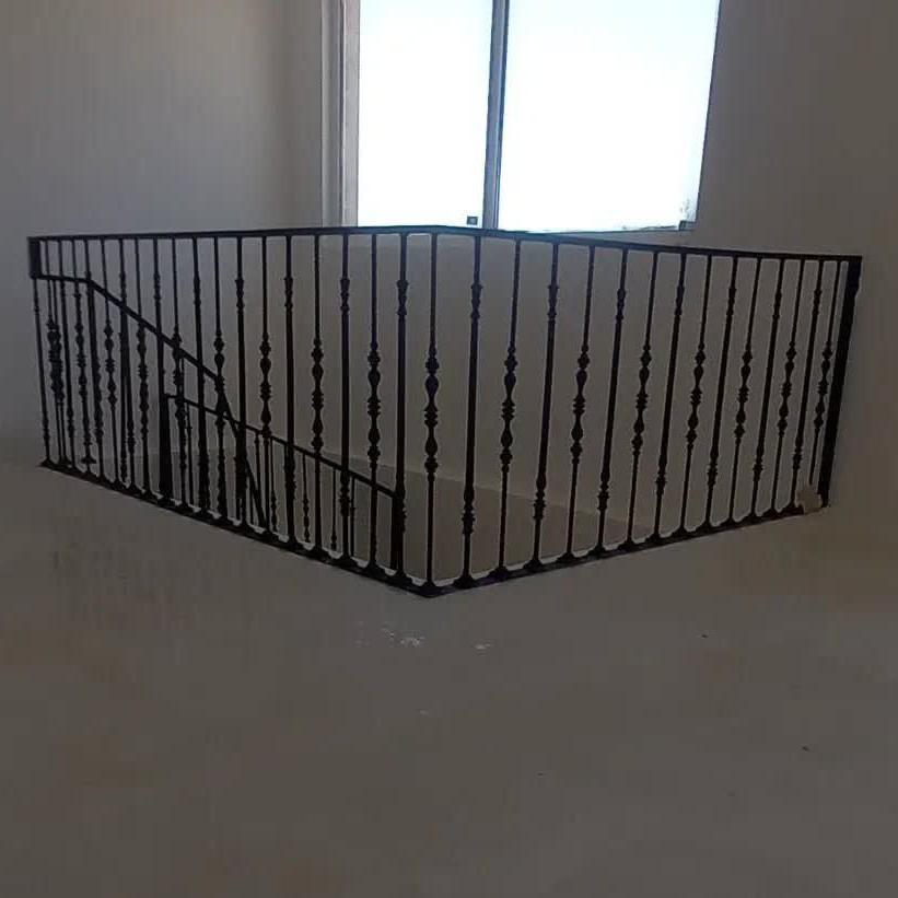 عکس درب و پنجره سازی و انواع دربهای برقی نصیری